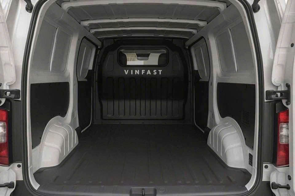 ec-van-vinfast-can-tho